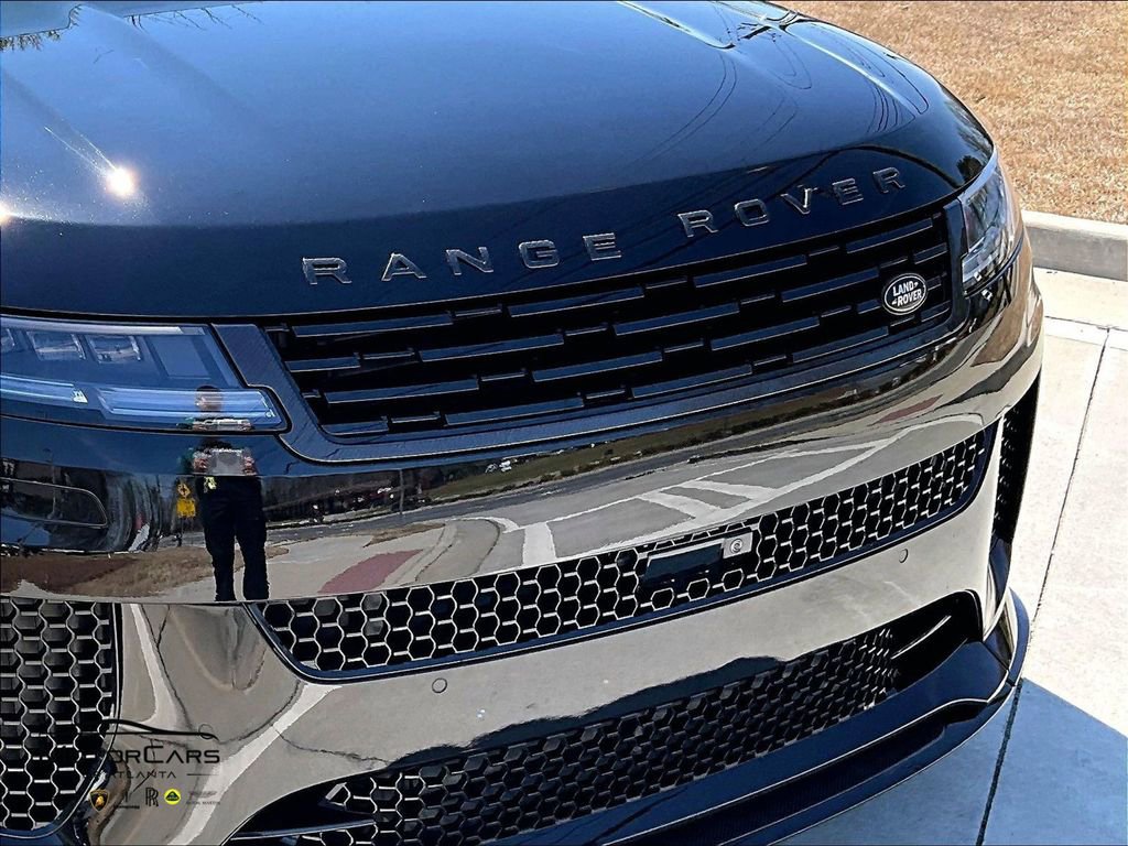Used 2024 Land Rover Range Rover Sport image 27