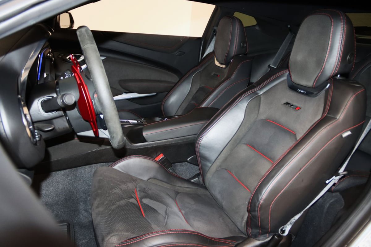 Used 2022 Chevrolet Camaro ZL1 RWD image 43
