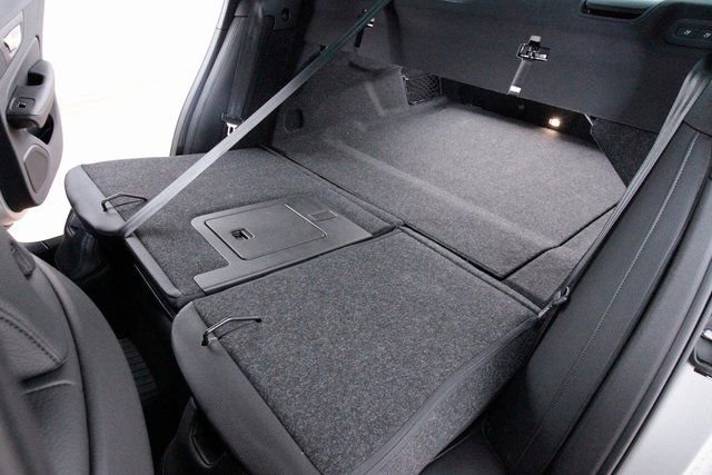 Certified 2023 Volvo S60 T8 Plus image 31