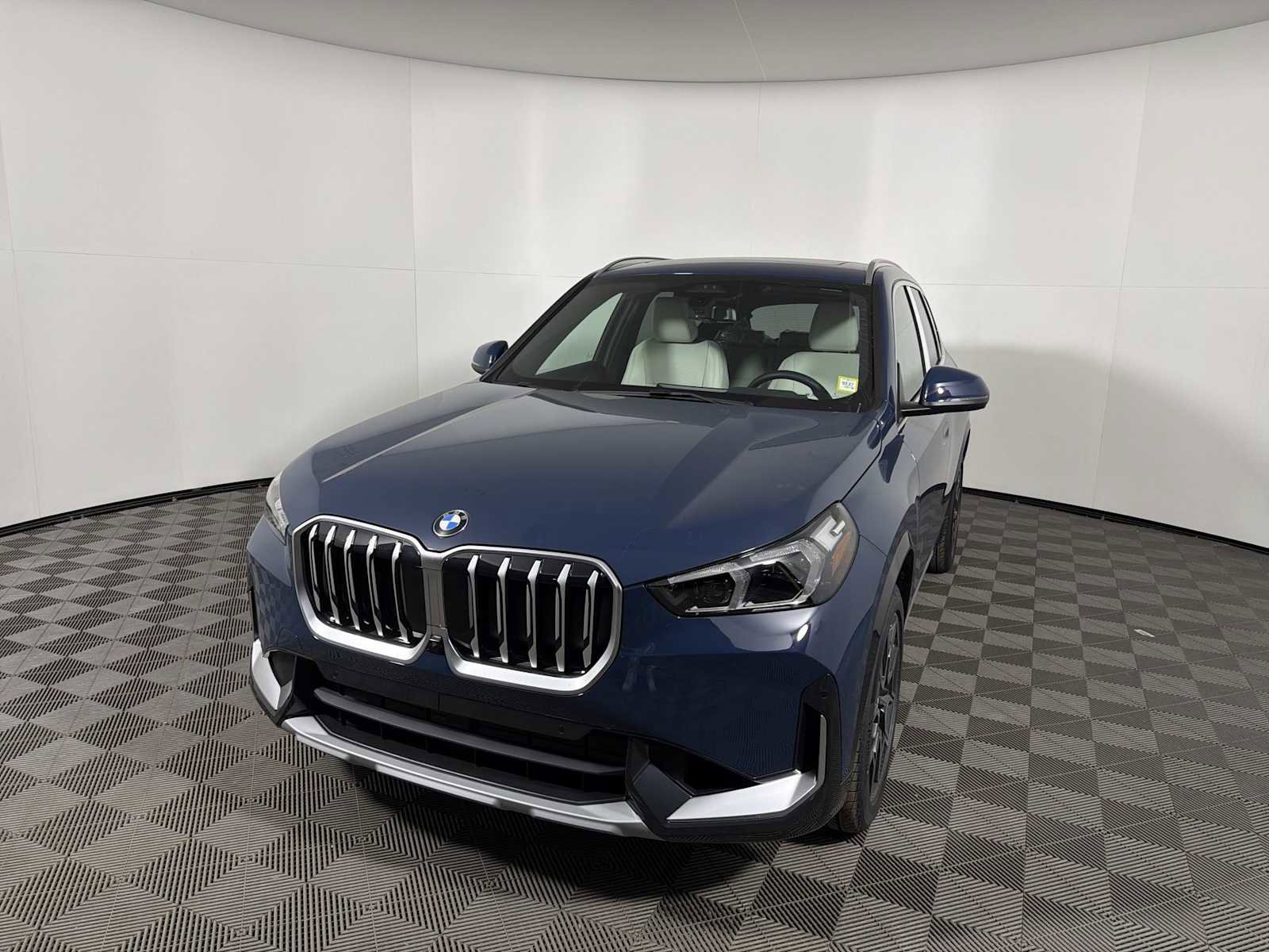 New 2026 BMW X1 xDrive28i w/ Technology Package image 7