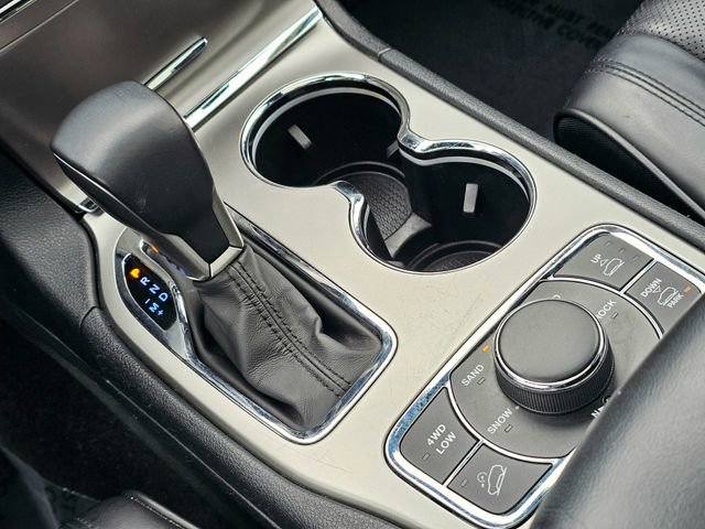 Used 2018 Jeep Grand Cherokee Overland image 34