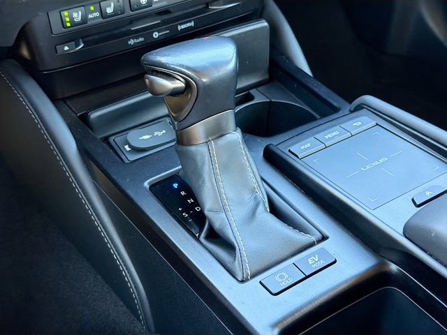 Used 2019 Lexus ES 300h w/ Premium Package image 26