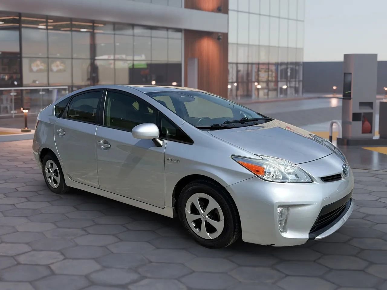 Used 2014 Toyota Prius Three image 17