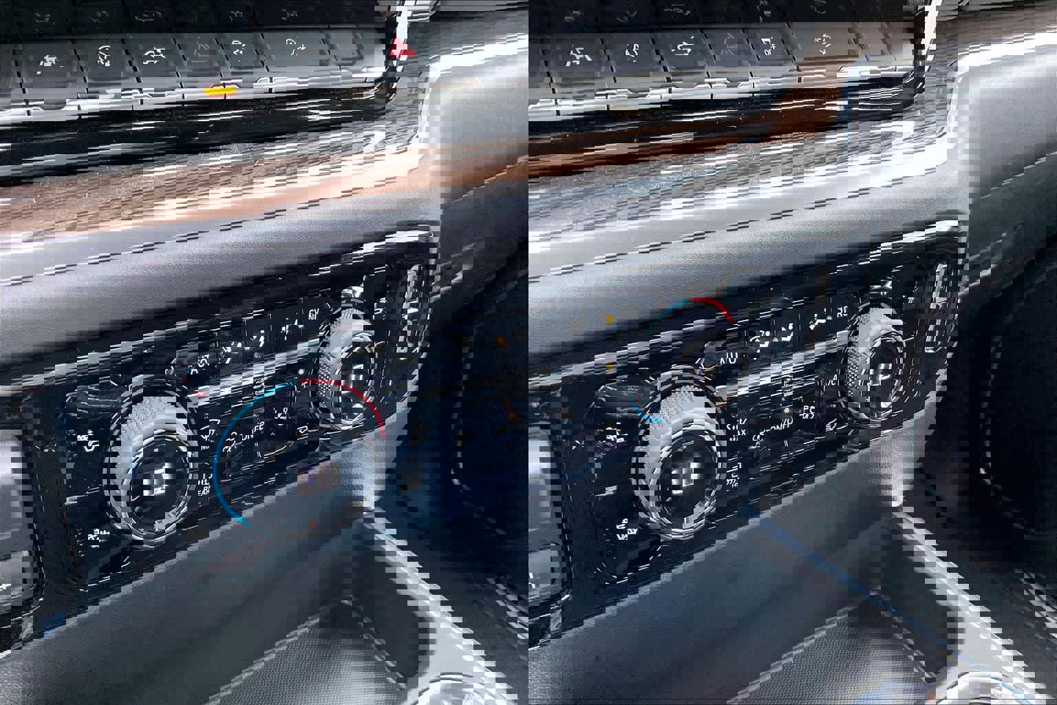 Certified 2024 Chevrolet Silverado 1500 RST image 32