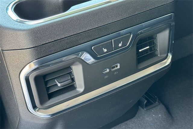 New 2025 GMC Sierra 3500 Denali w/ Denali Reserve Package image 14