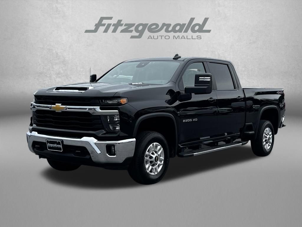 Used 2025 Chevrolet Silverado 2500 LT w/ Convenience Package AWD/4WD image 2