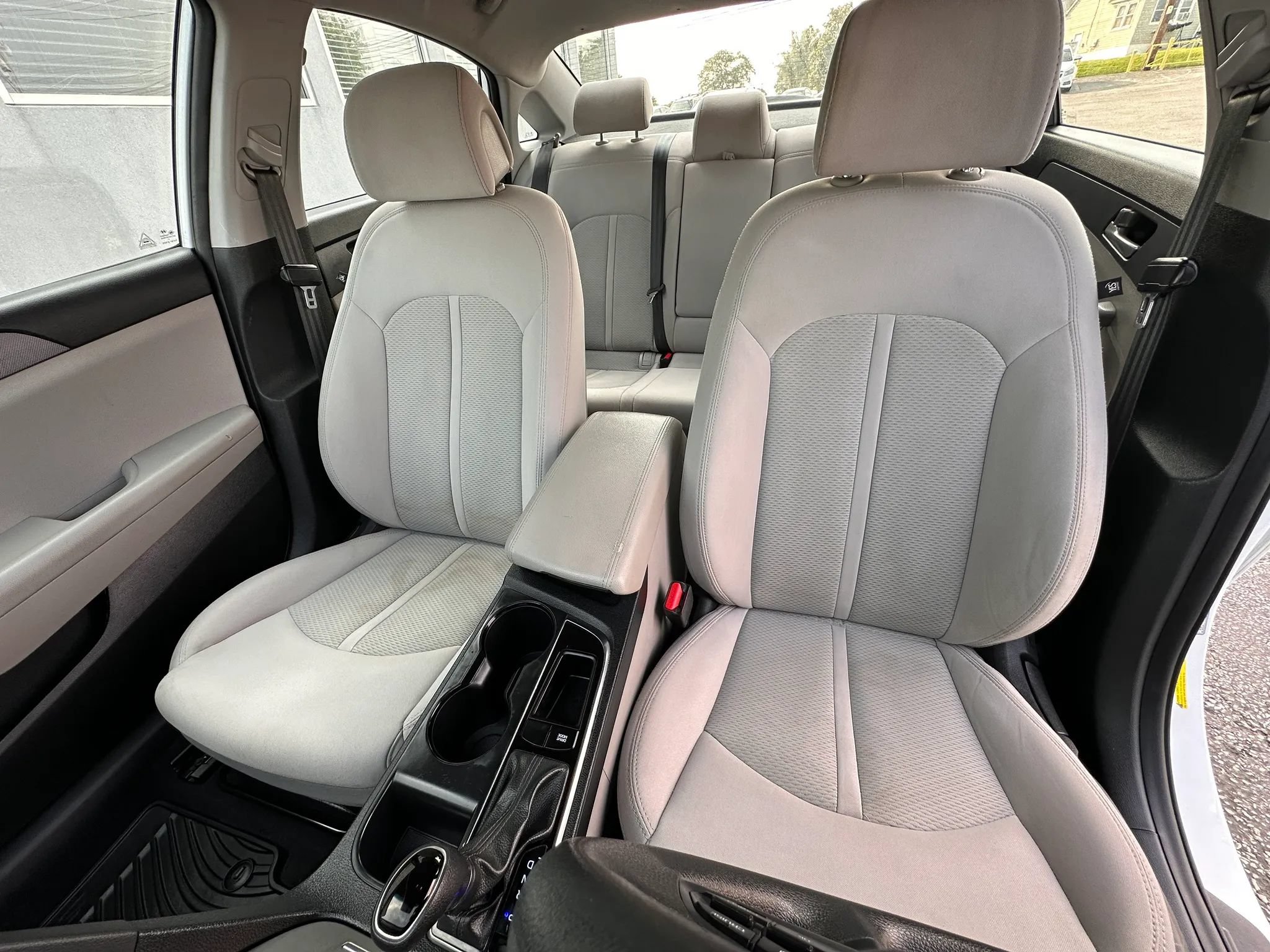 Used 2017 Hyundai Sonata SE FWD image 11