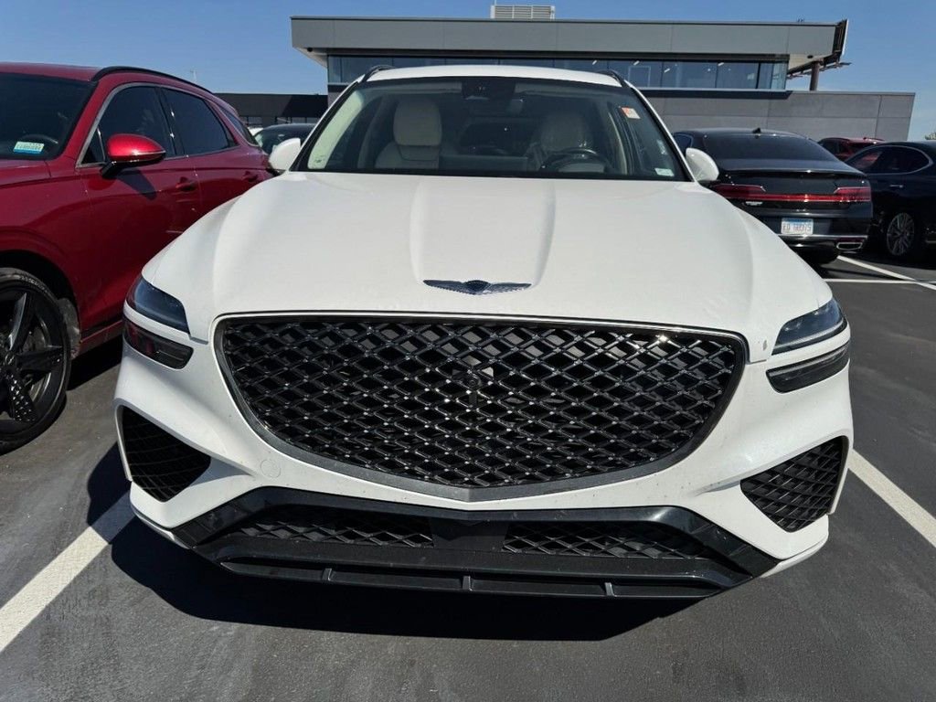 Used 2022 Genesis GV70 3.5T Sport w/ Sport Prestige Package image 2