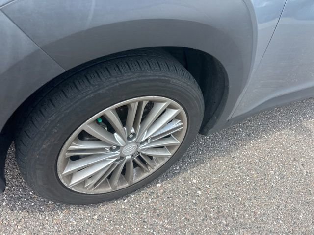 Used 2020 Hyundai Kona SEL w/ Cargo Package image 7