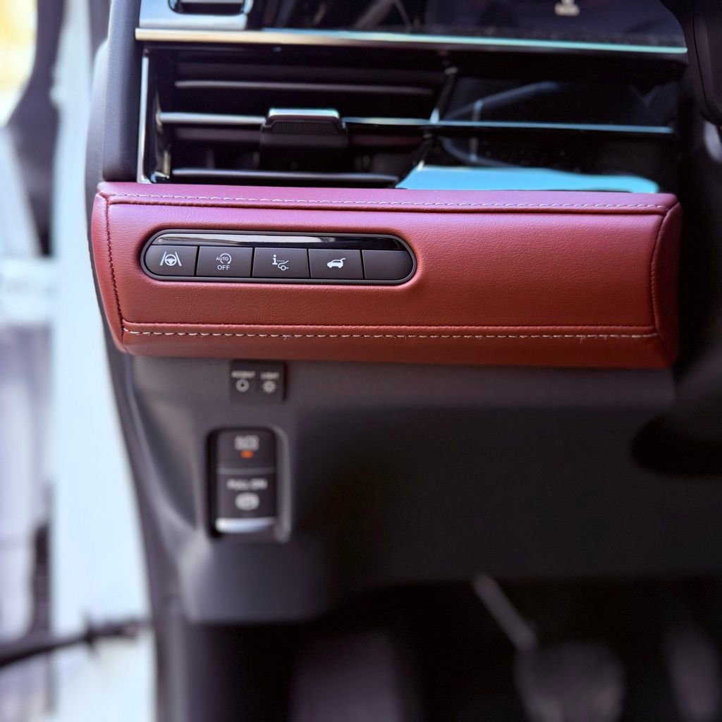 Certified 2026 INFINITI QX80 Autograph image 21