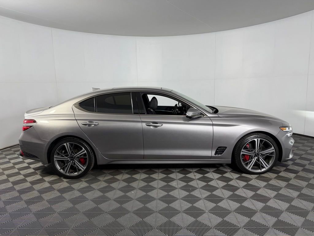 Used 2024 Genesis G70 3.3T Advanced w/ Sport Prestige Package image 5