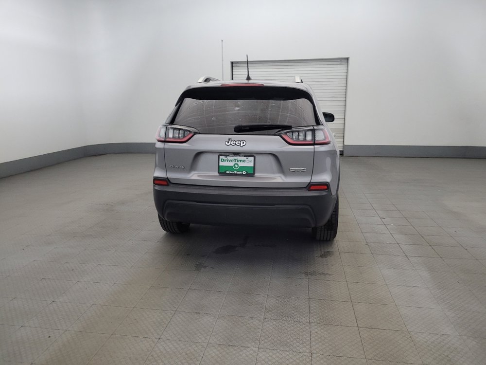 Used 2020 Jeep Cherokee Latitude Plus w/ Cold Weather Group AWD/4WD image 7