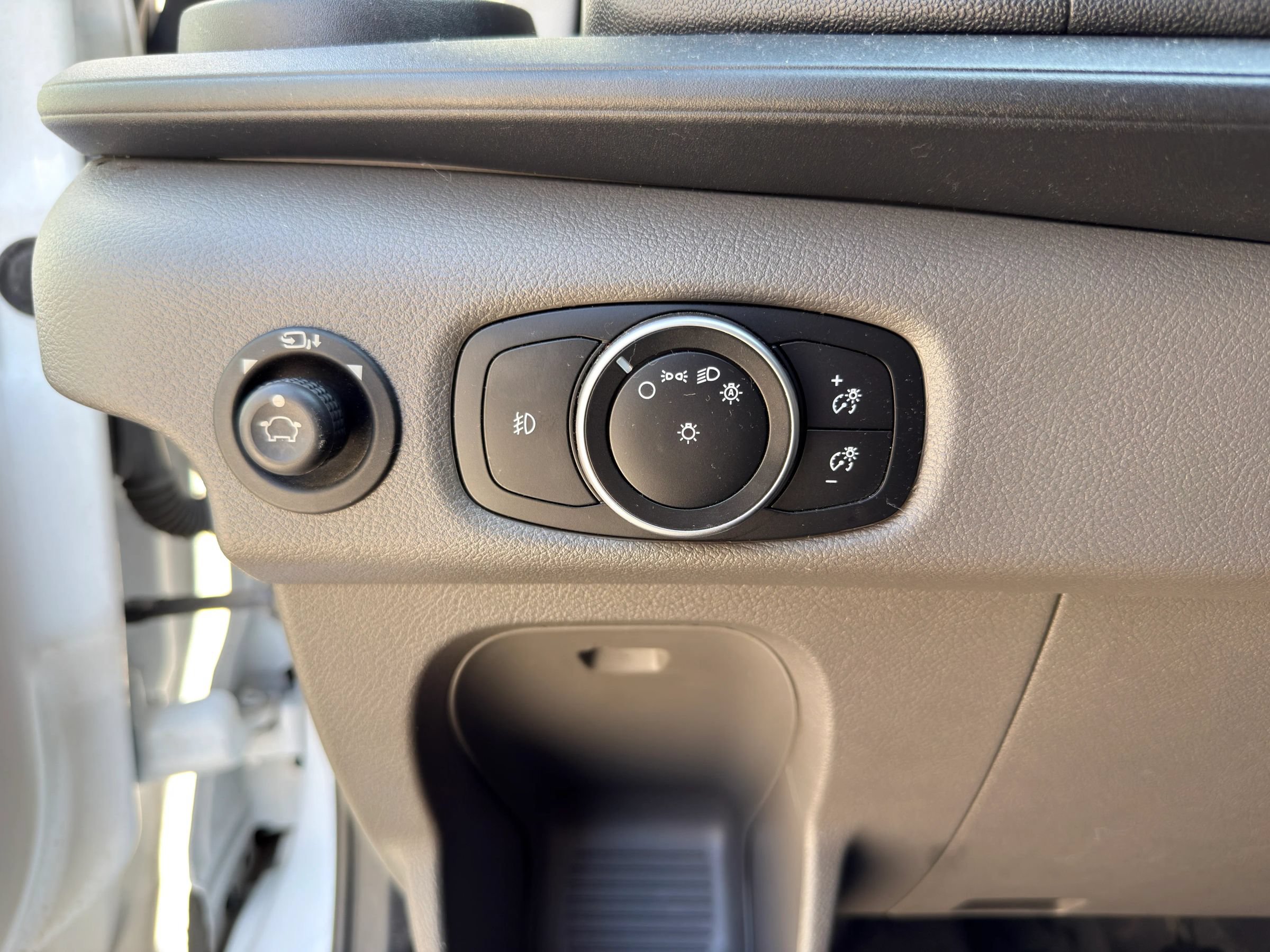 Used 2020 Ford Transit 350 XLT RWD image 23