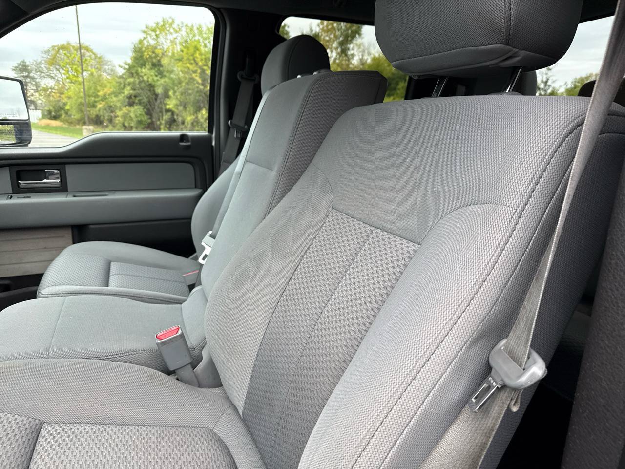 Used 2013 Ford F150 XLT w/ HD Payload Pkg AWD/4WD image 12