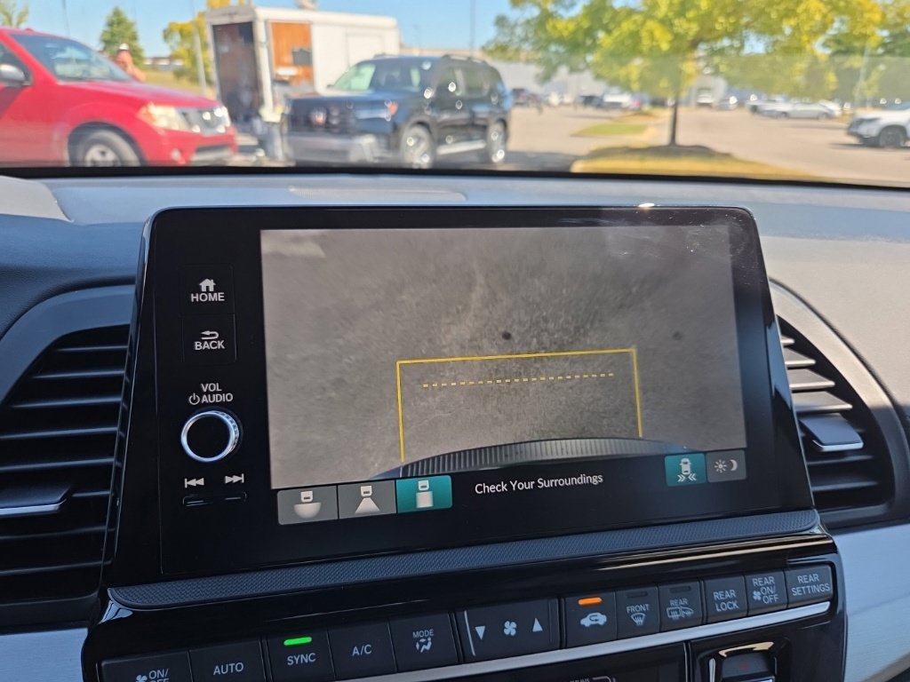 Used 2025 Honda Odyssey EX-L image 58