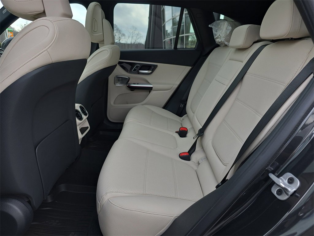 New 2026 Mercedes-Benz GLC 300 4MATIC image 12
