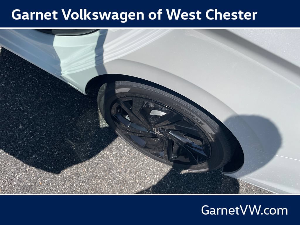 New 2026 Volkswagen Jetta SE FWD image 31
