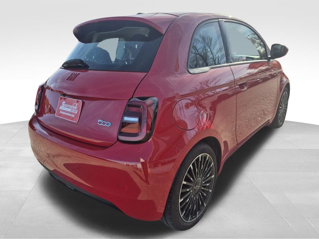 Used 2024 FIAT 500 e (RED) image 11