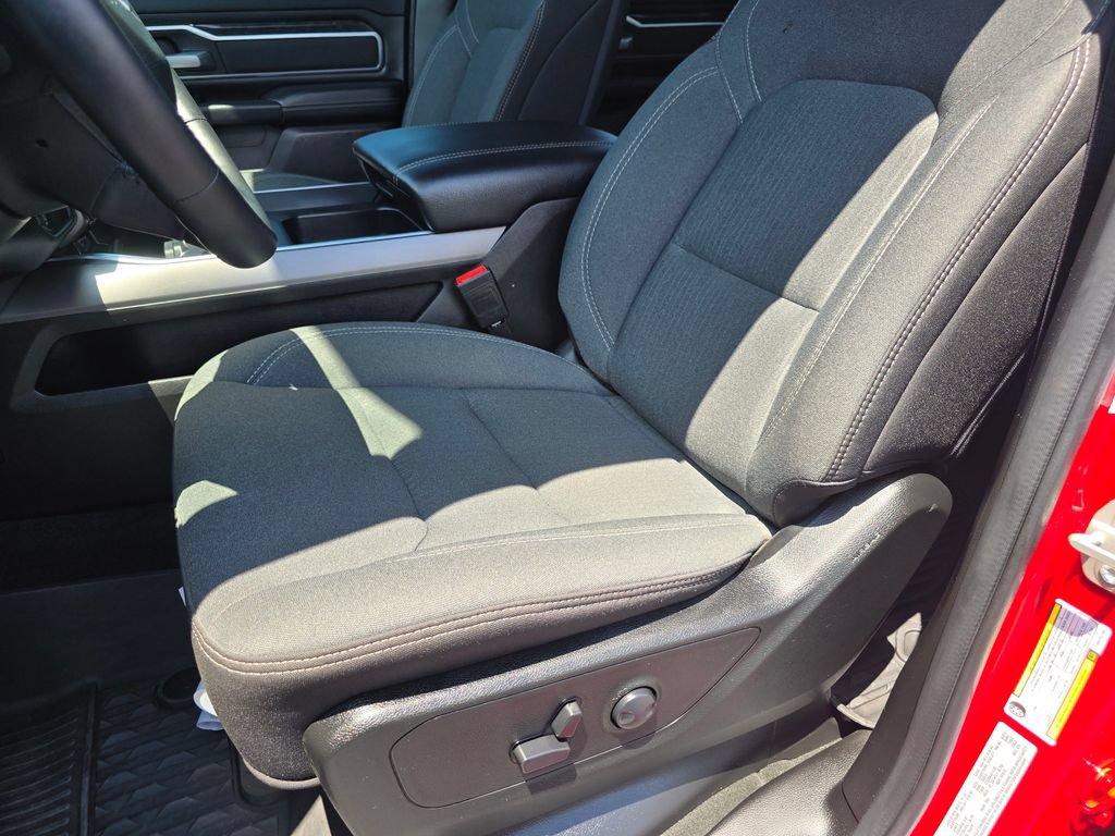 Used 2024 RAM 1500 Big Horn AWD/4WD image 18