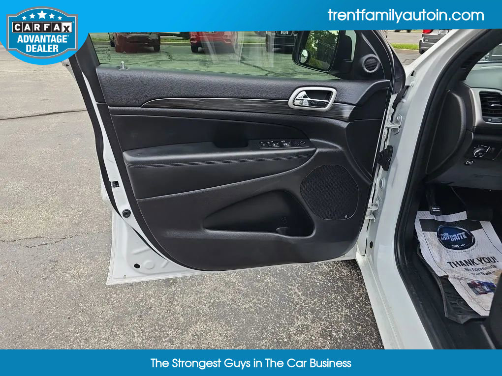 Used 2021 Jeep Grand Cherokee Laredo X image 26