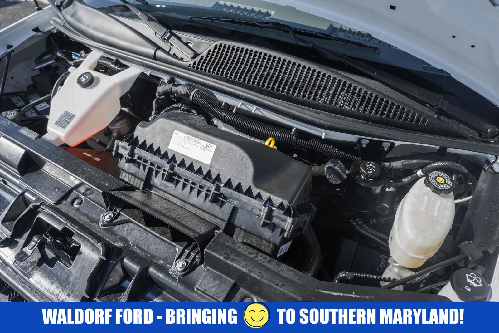 Used 2025 Chevrolet Express 2500 Extended w/ Communications Package image 21