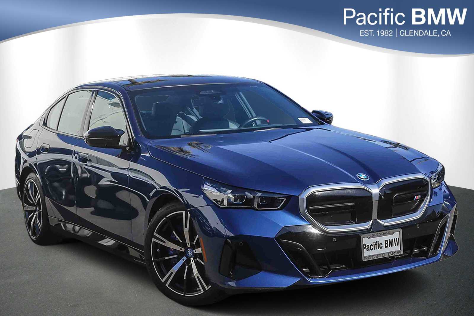Used 2025 BMW i5 M60 w/ Executive Package image 1