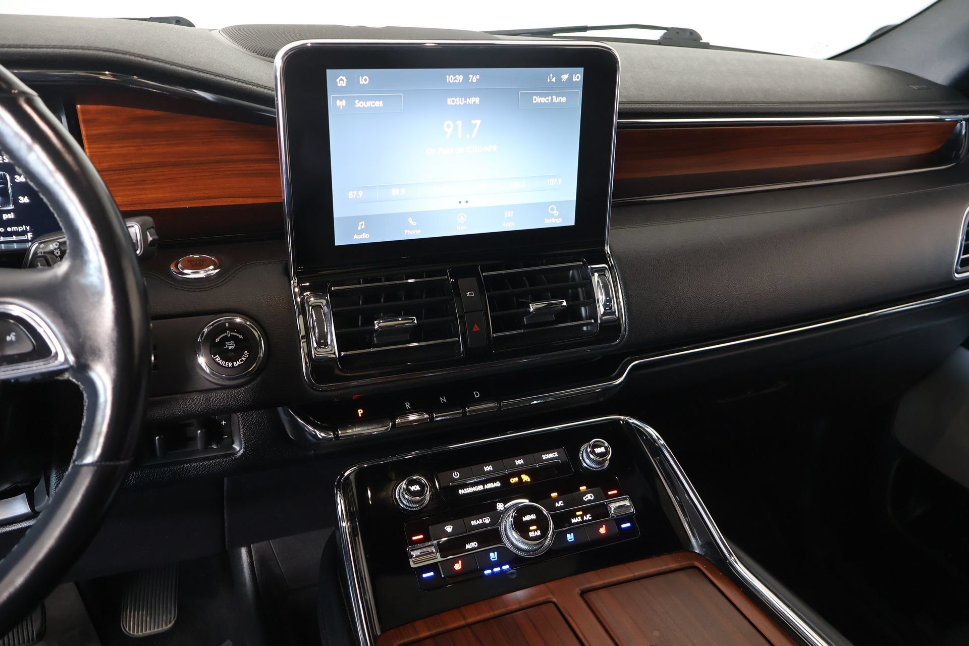 Used 2021 Lincoln Navigator Reserve AWD/4WD image 5