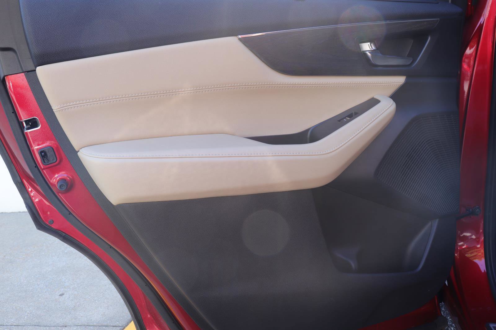 Used 2022 Acura MDX SH-AWD w/ Advance Package image 12