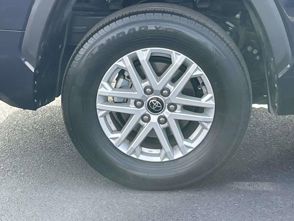 Used 2023 Toyota Tundra SR5 w/ SR5 Premium Package image 13