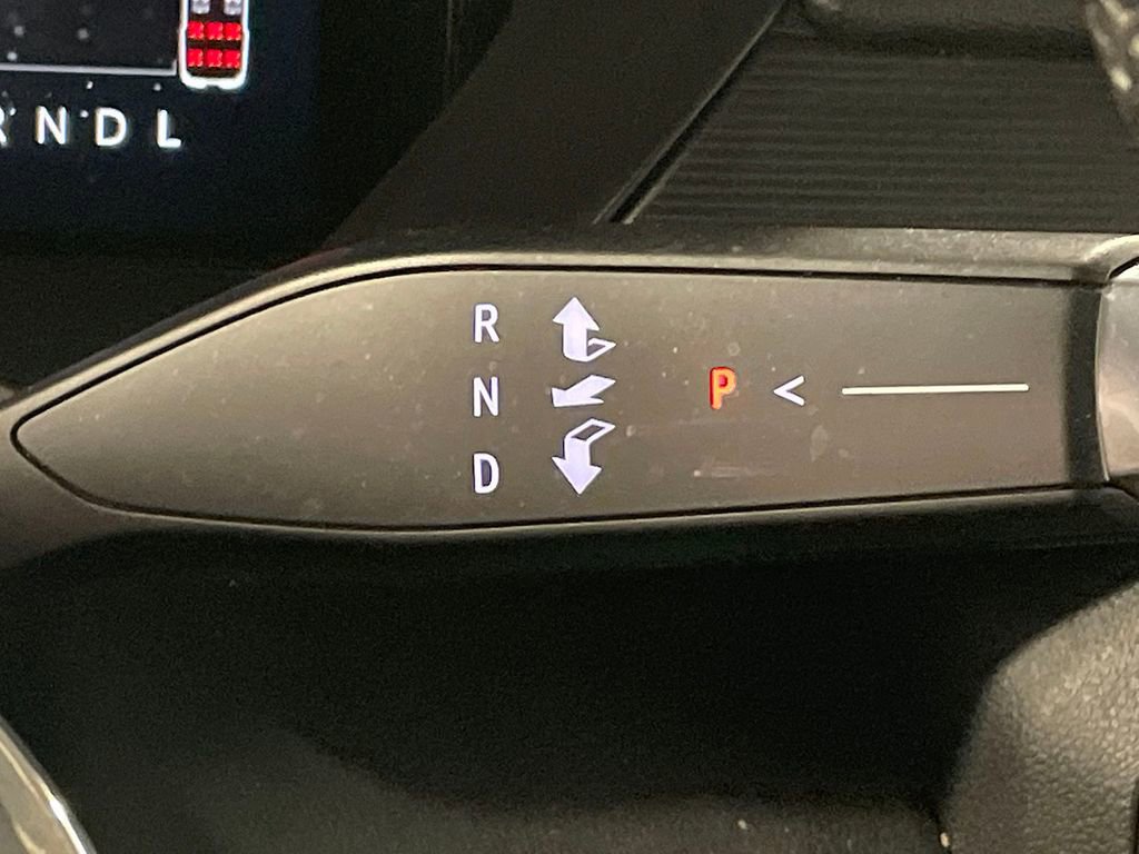 Used 2025 GMC Acadia Elevation image 33