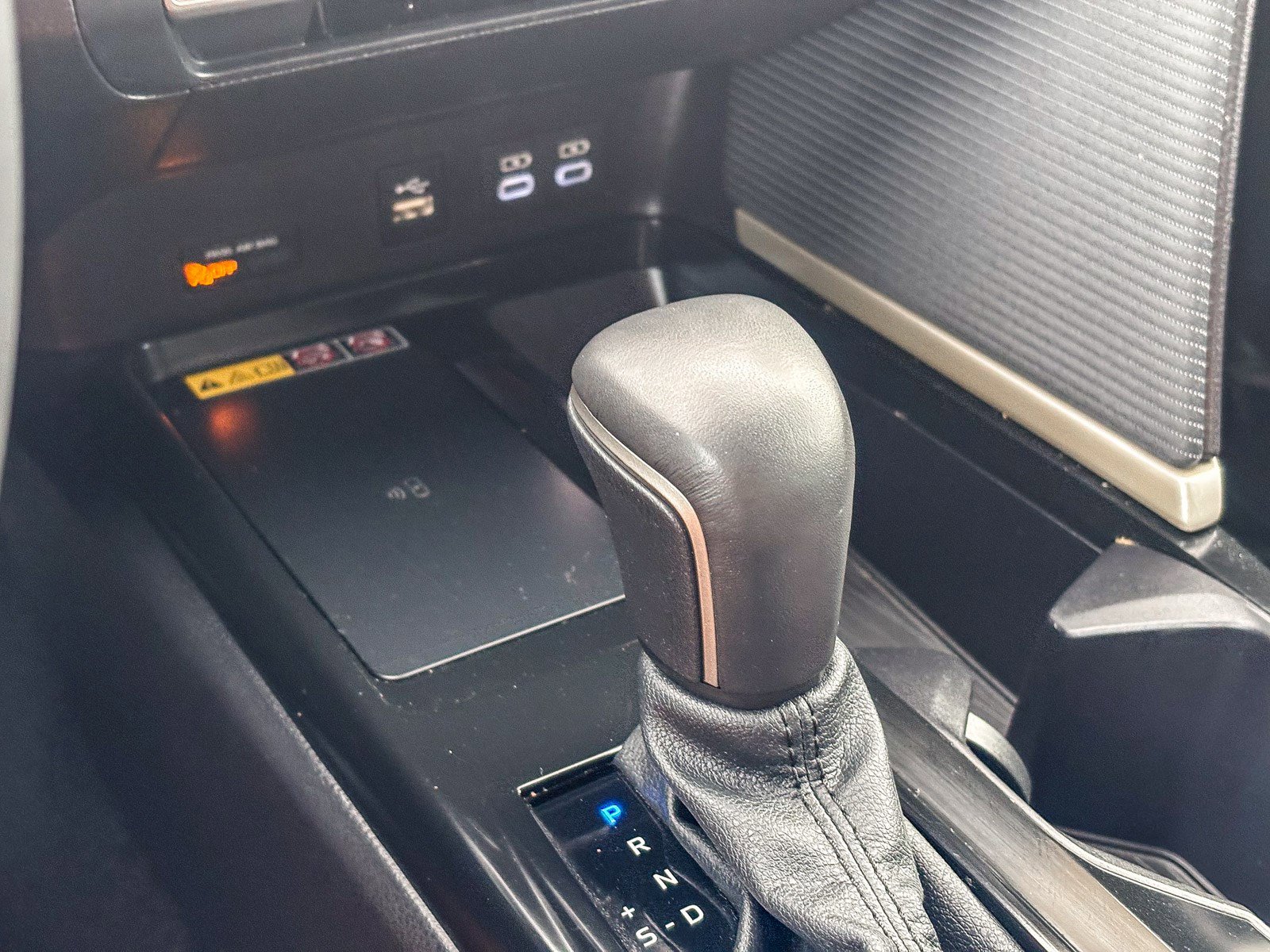 Certified 2025 Toyota Camry SE image 25