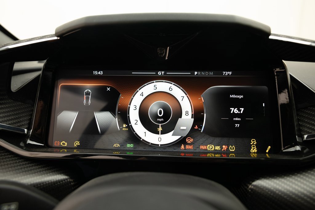 Used 2025 Aston Martin Vanquish image 39