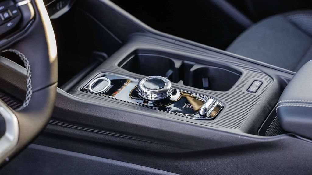 New 2026 Jeep Cherokee Laredo AWD/4WD image 24