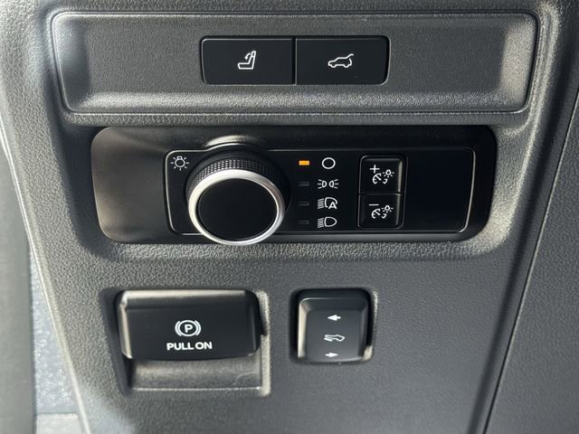 Certified 2024 Ford Expedition Max XLT image 25