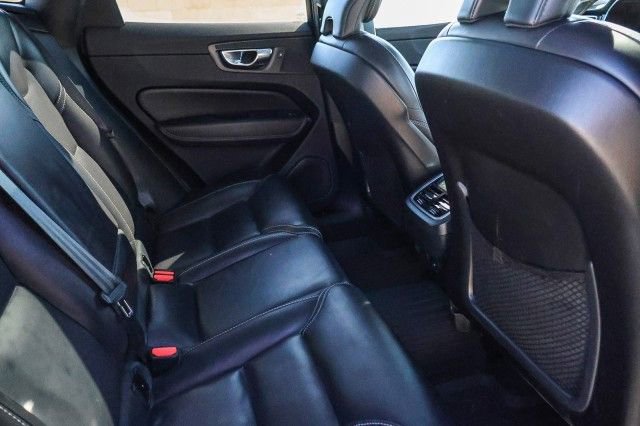 Used 2023 Volvo XC60 B5 Ultimate w/ Climate Package image 14