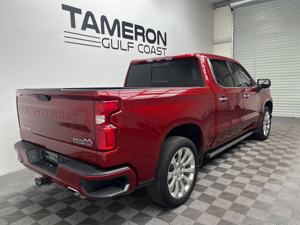 Used 2022 Chevrolet Silverado 1500 High Country w/ Technology Package image 17