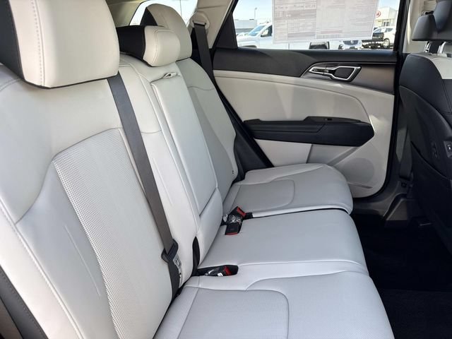 New 2026 Kia Sportage EX FWD image 17