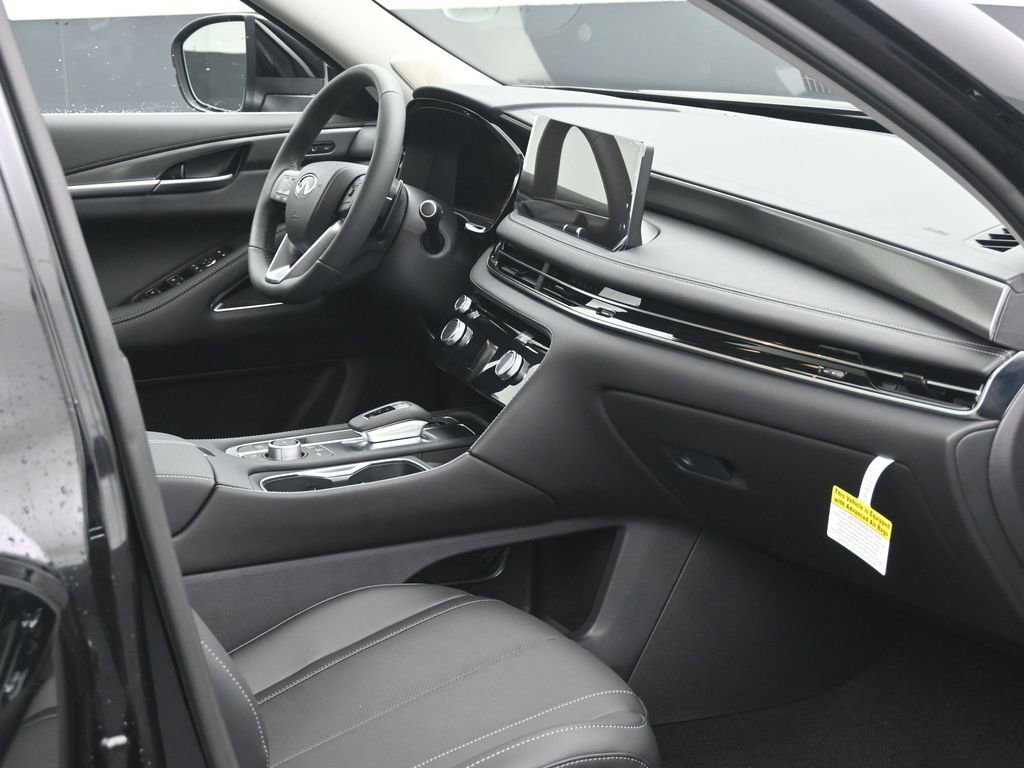 New 2026 INFINITI QX60 Luxe image 6
