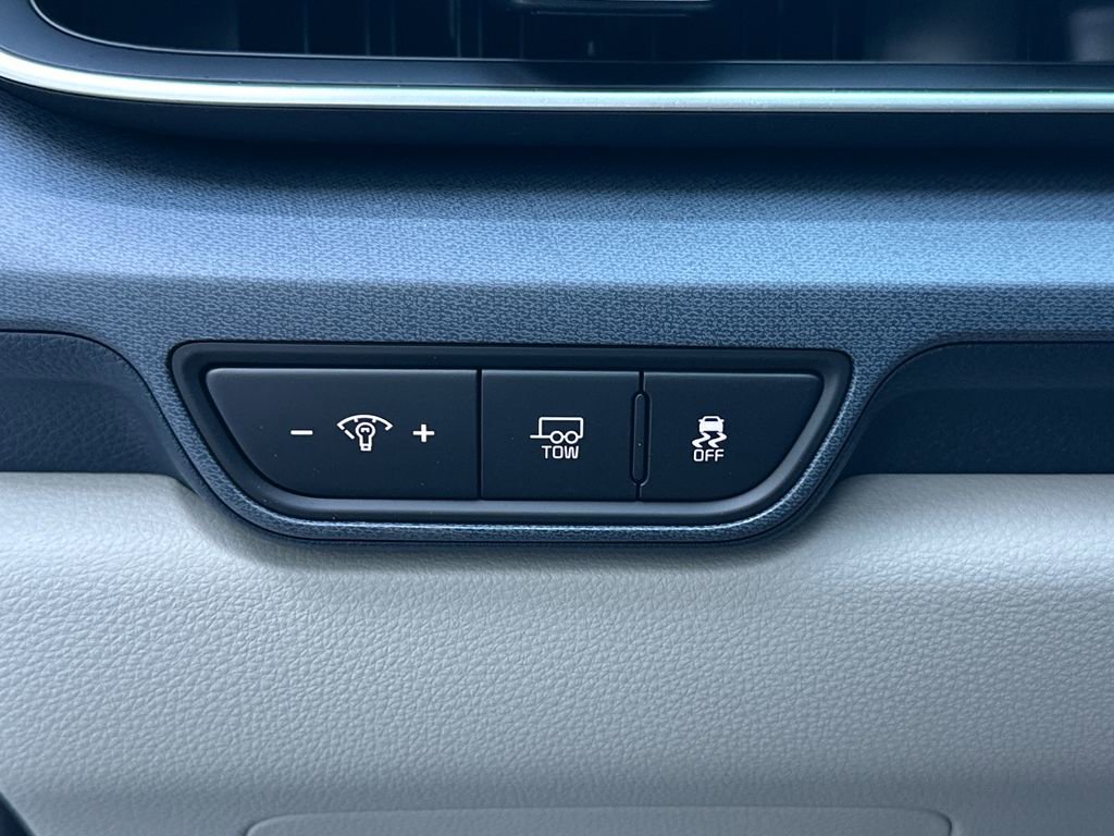 New 2026 Kia Carnival EX FWD image 22