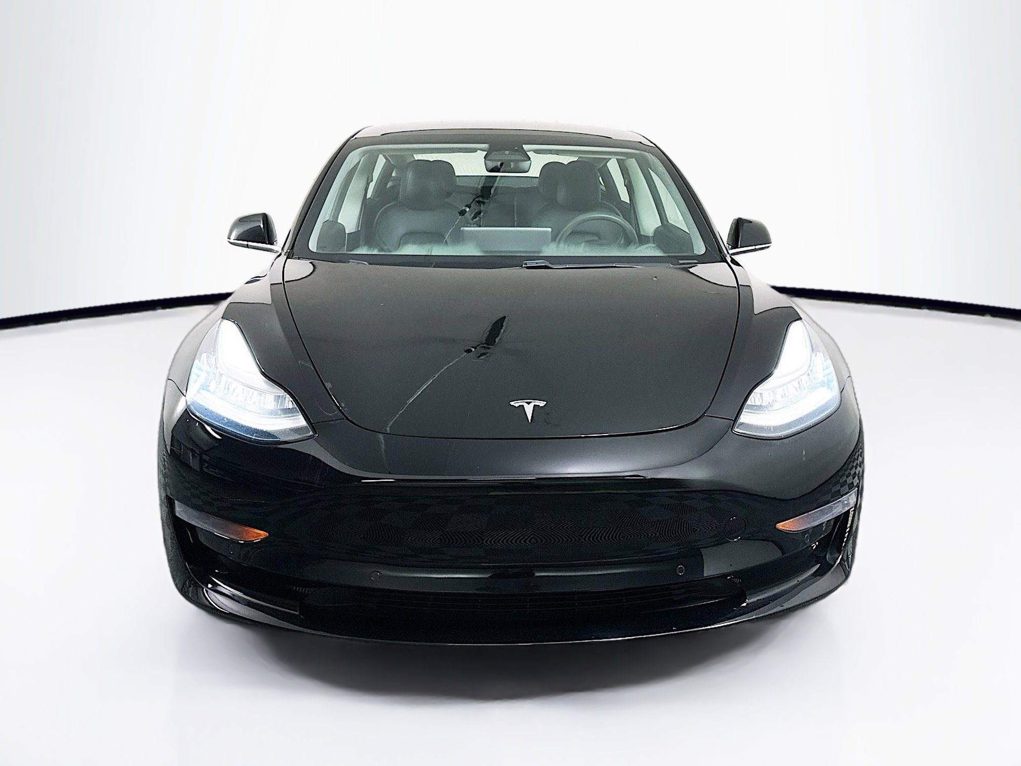 Used 2020 Tesla Model 3 Standard Range Plus image 2