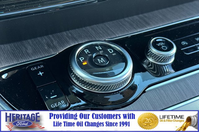 New 2026 Ford Expedition Platinum image 23