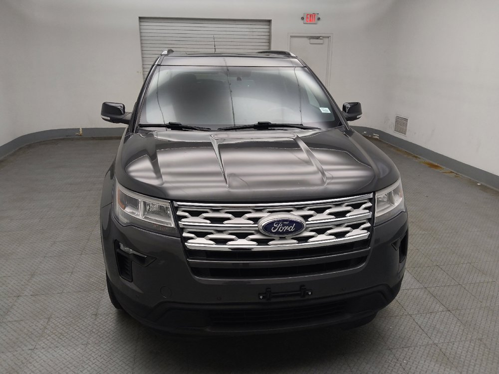 Used 2018 Ford Explorer XLT w/ Equipment Group 202A AWD/4WD image 14