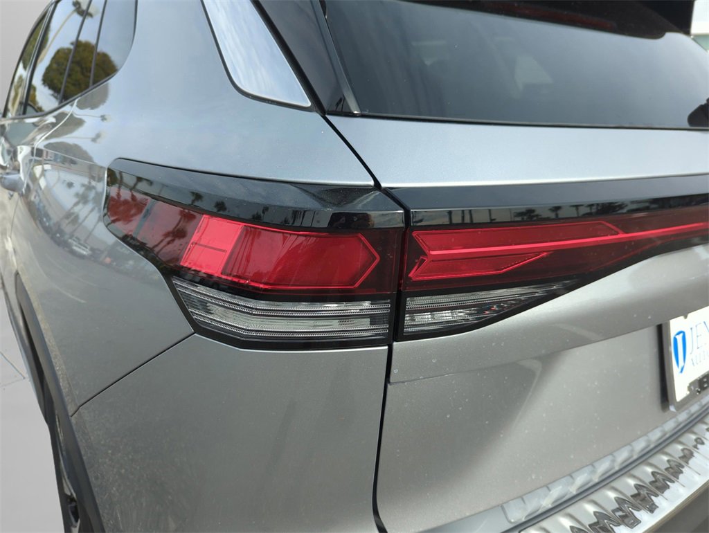 New 2026 Volkswagen Tiguan S image 43