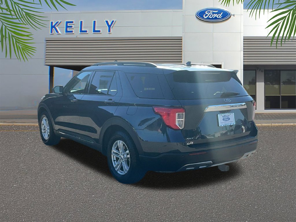 Certified 2023 Ford Explorer XLT RWD image 3