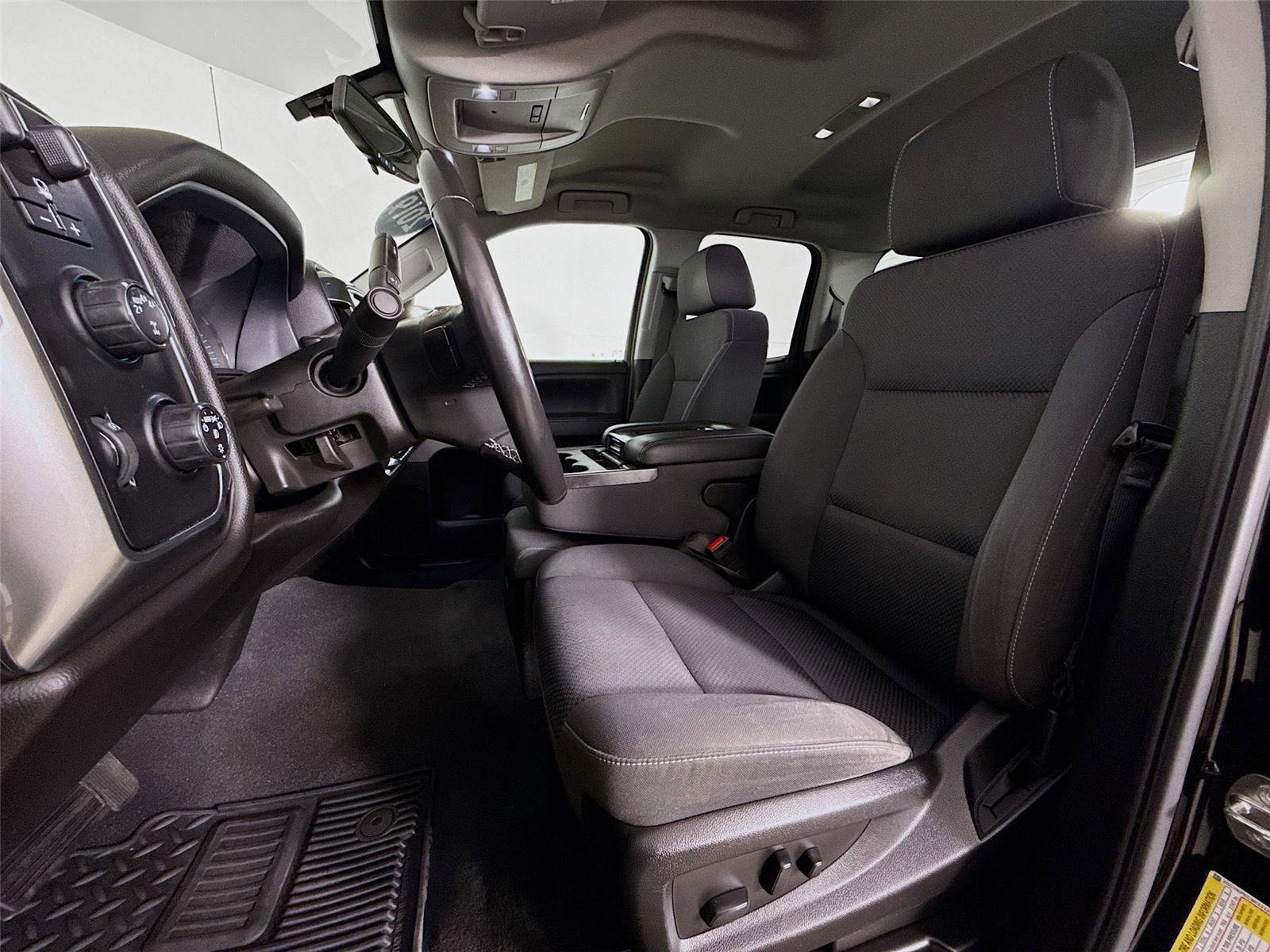 Used 2019 Chevrolet Silverado 1500 LT w/ All Star Edition image 21