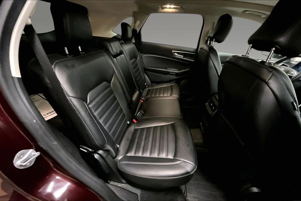 Used 2024 Ford Edge SEL w/ Convenience Package image 16