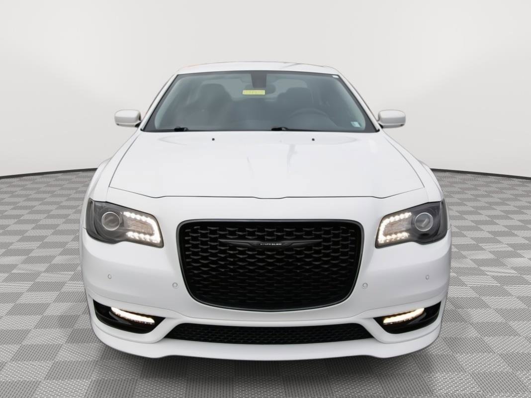 Used 2023 Chrysler 300 Touring L image 23
