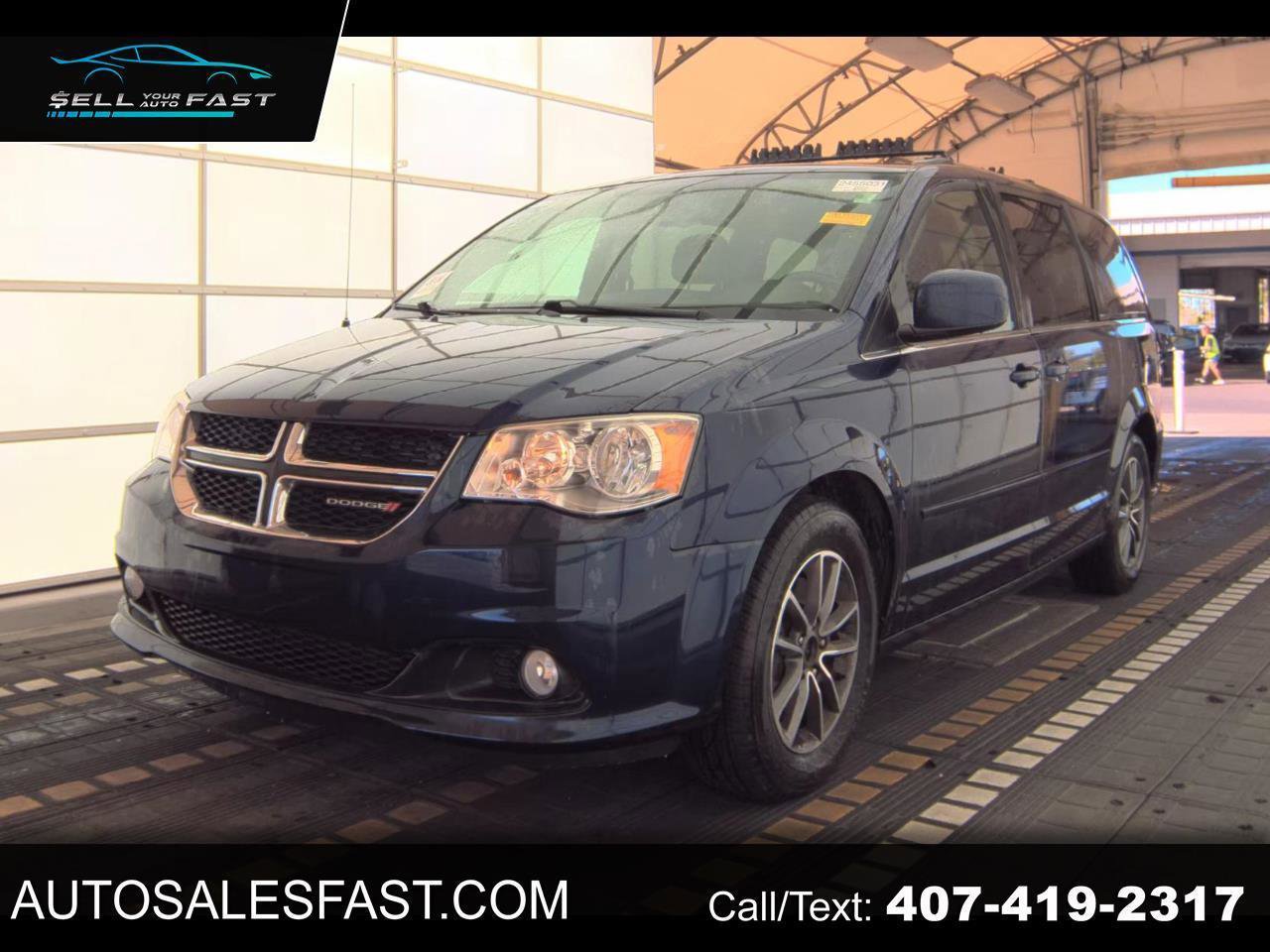 Used 2017 Dodge Grand Caravan SXT FWD image 1