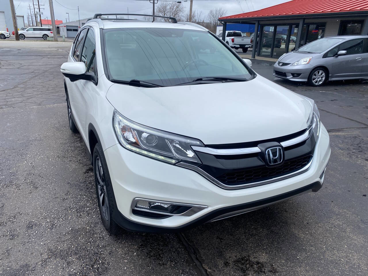 Used 2016 Honda CR-V Touring image 3