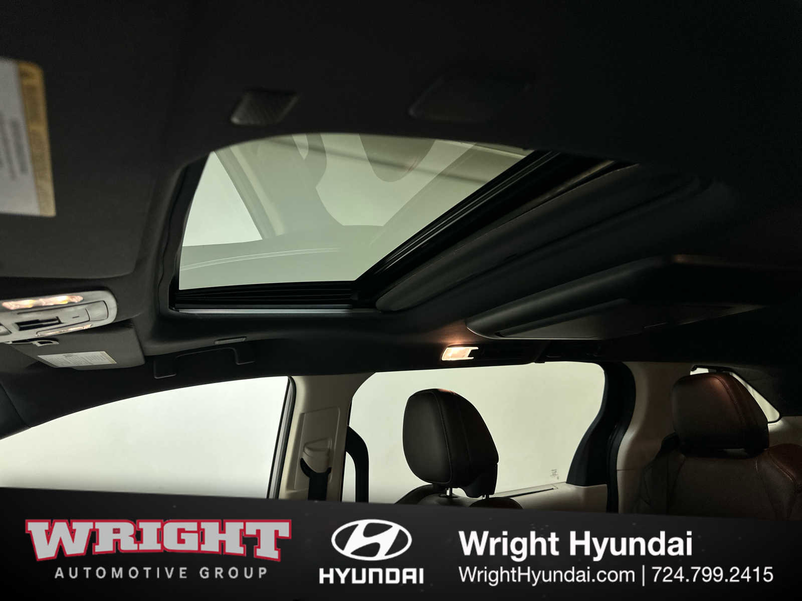 Used 2021 Toyota Sienna Platinum image 30